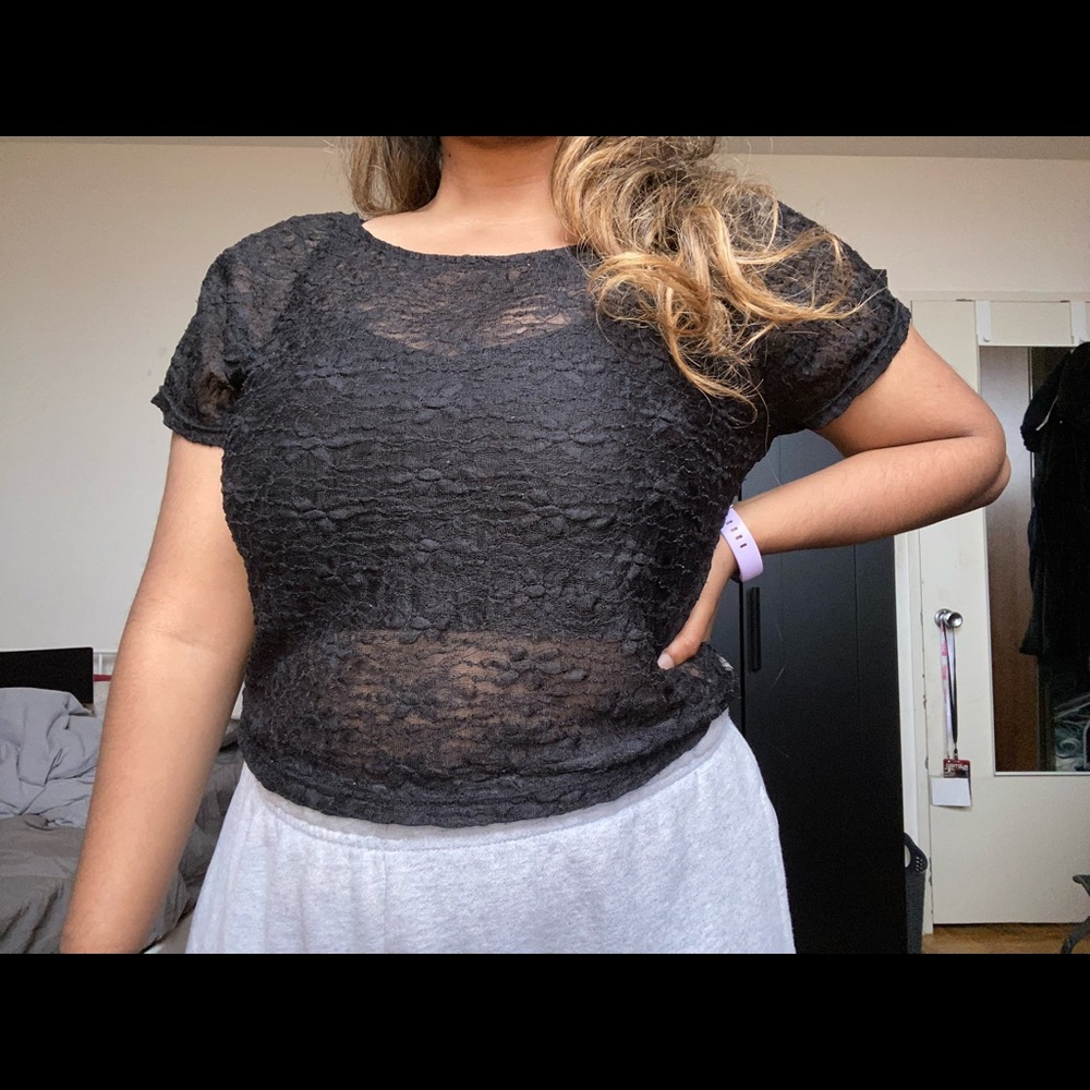 American eagle lace crop top